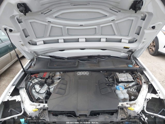 2017 AUDI Q7 WA1VAAF7XHD012247 Photo 9