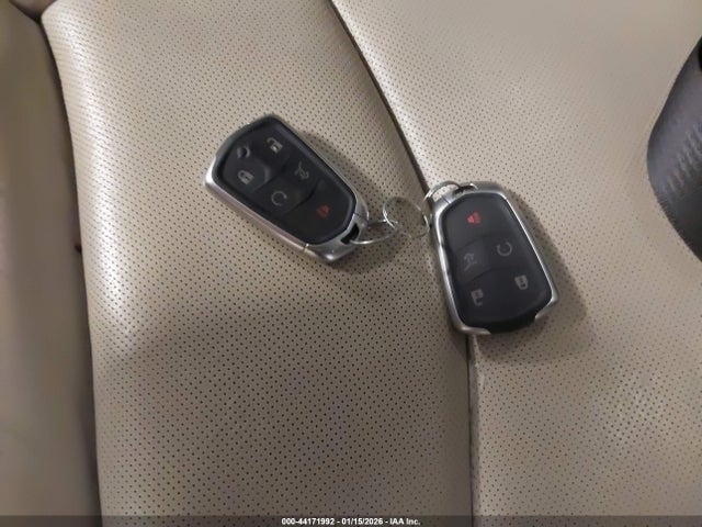 2017 CADILLAC XT5 1GYKNBRS6HZ314909 Photo 10