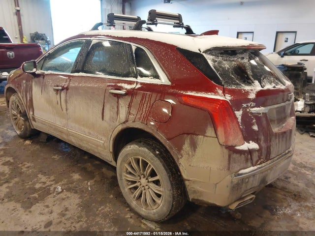 2017 CADILLAC XT5 1GYKNBRS6HZ314909 Photo 2