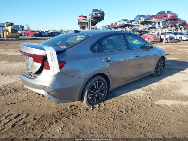 2023 KIA FORTE 3KPF24AD0PE567985 Photo 3