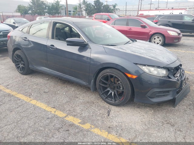 Honda CIVIC EX 2017 2HGFC2F7XHH539266 головне зображення