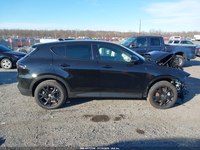 Продажа на аукционе авто 2024 Dodge Hornet R/t, vin: ZACPDFCW7R3A15454, номер лота: 44172106