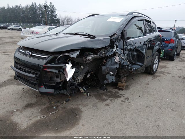 1FMCU9GX2FUA44281 Ford ESCAPE SE