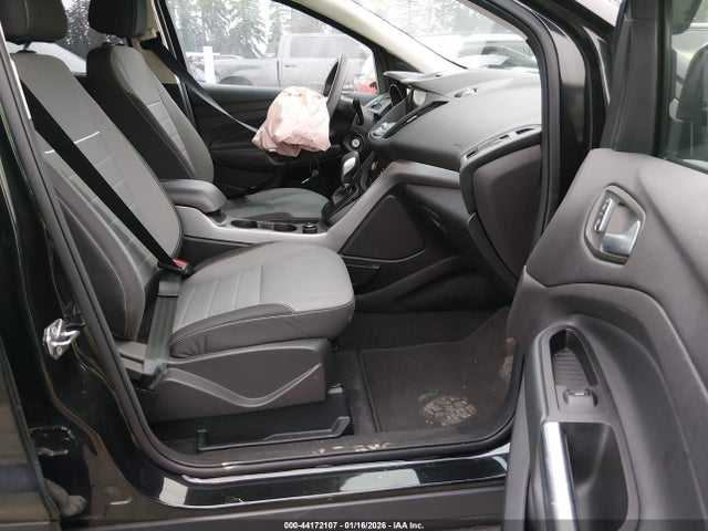 1FMCU9GX2FUA44281 Ford ESCAPE SE