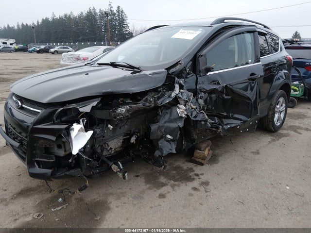 1FMCU9GX2FUA44281 Ford ESCAPE SE