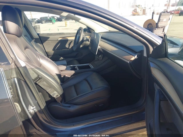2022 TESLA MODEL 3 5YJ3E1EBXNF264477 Photo 4
