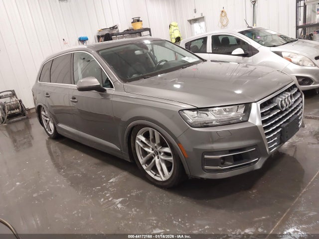 2017 AUDI Q7 WA1VAAF78HD014109 Photo 0
