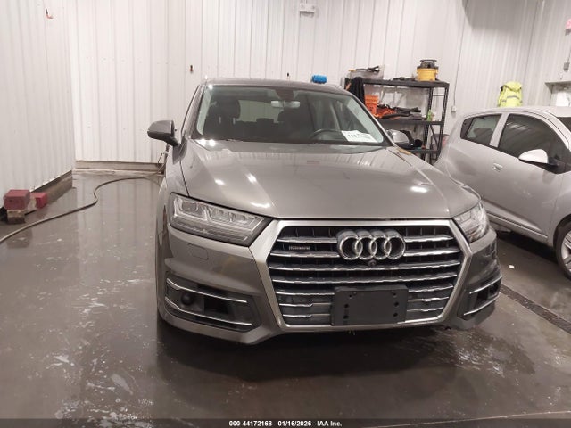 WA1VAAF78HD014109 Audi Q7 3.0t Premium