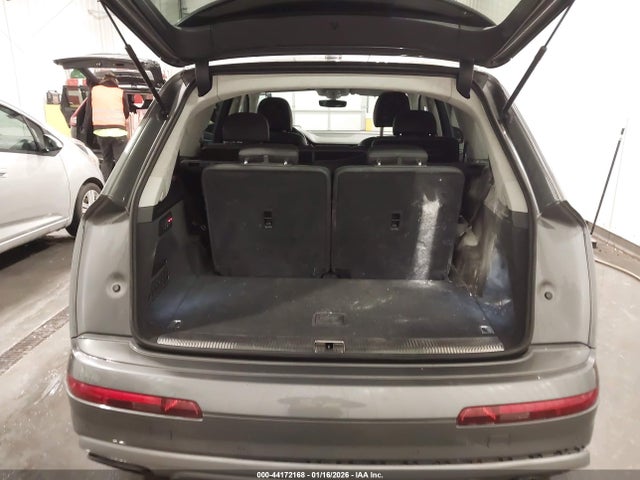 WA1VAAF78HD014109 Audi Q7 3.0t Premium