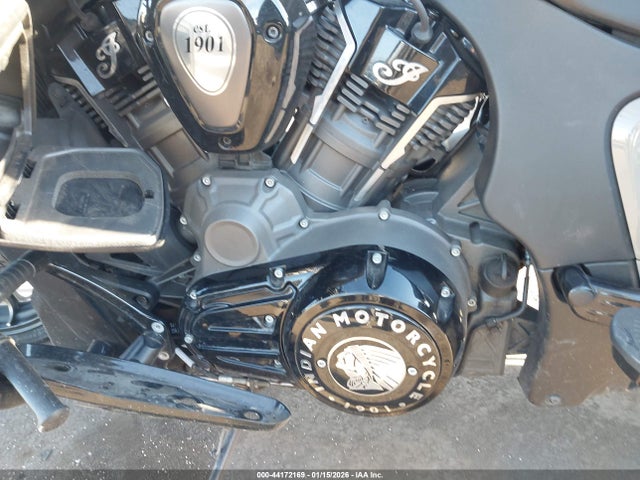 56KLDFRR8P3413843 INDIAN MOTORCYCLE CO. Pursuit Dark Horse With Premium Package