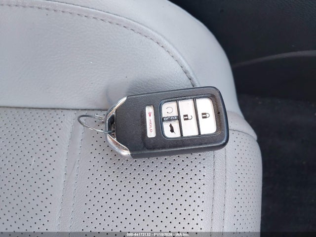 5J6RW2H81KA016307 Honda Cr-v Ex-l