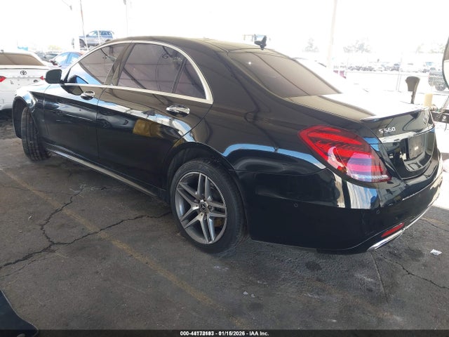 2020 MERCEDES-BENZ S 560 W1KUG8DB7LA531532 Photo 2