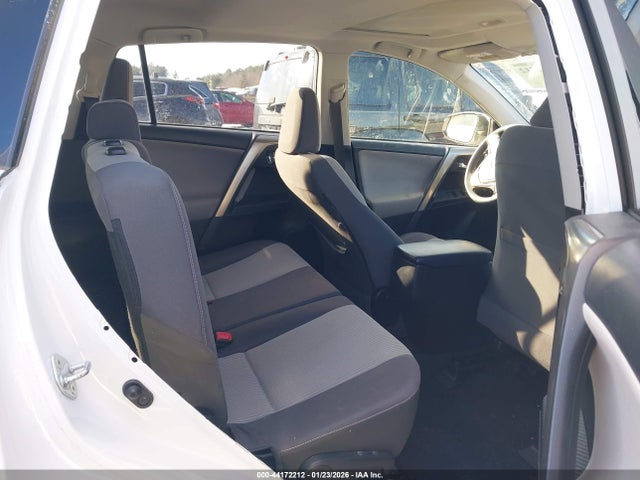 Toyota Rav4 Xle 2015 JTMRFREV5FD153859 Image 8