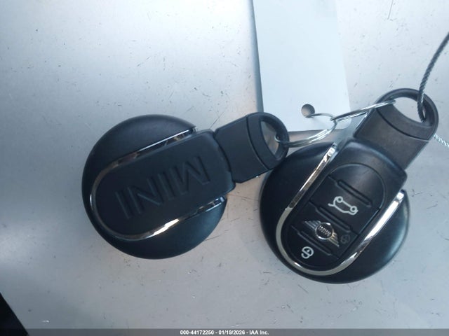 2019 MINI COUNTRYMAN WMZYT3C59K3E97069 Photo 10