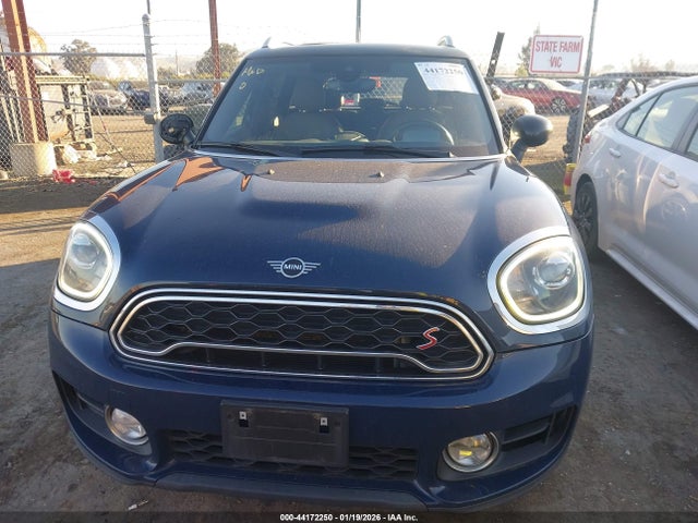 Mini Countryman Cooper S 2019 WMZYT3C59K3E97069 Image 12
