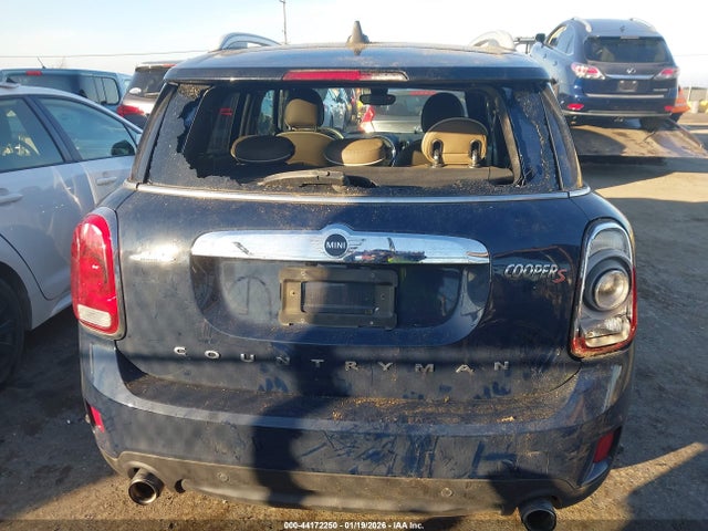 Mini Countryman Cooper S 2019 WMZYT3C59K3E97069 Image 16