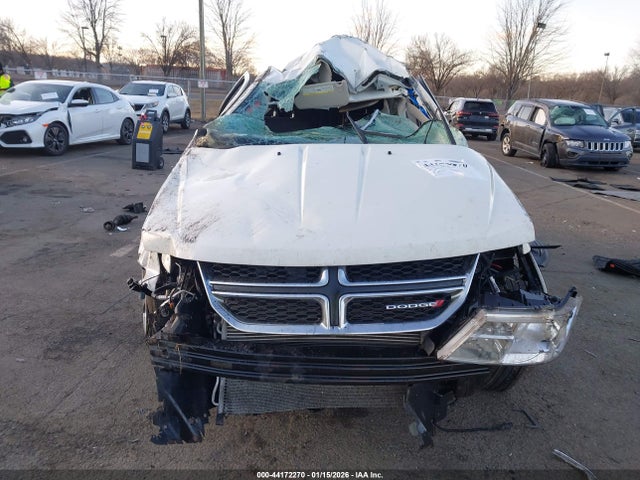 3C4PDCAB2GT103700 Dodge JOURNEY SE