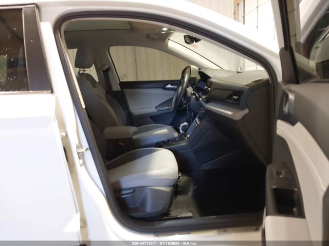 Продаж на аукціоні авто 2024 Volkswagen Taos 1.5t Se, vin: 3VVVX7B26RM094454, номер лоту: 44172301