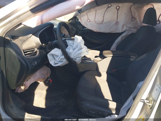 2022 CHEVROLET MALIBU 1G1ZD5ST4NF110496 Photo 4