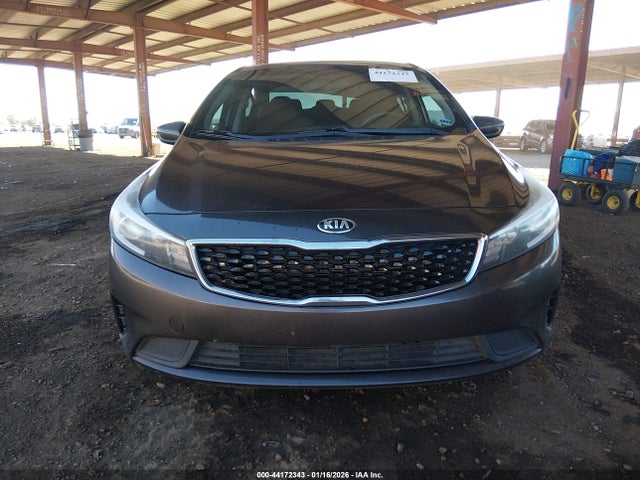 KIA FORTE LX 2017 3KPFK4A77HE141447 Image 13