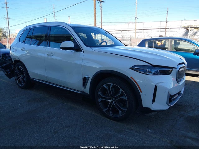 2025 BMW X5 5UX23EU06S9W70429