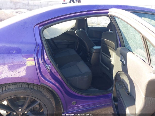 2C3CDXBG9JH313117 Dodge Charger Sxt Rwd