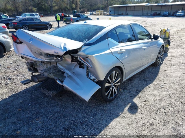 2019 NISSAN ALTIMA 1N4BL4CVXKC212992 Photo 3