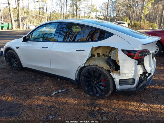2022 TESLA MODEL Y 7SAYGDEF4NF376571 Photo 2