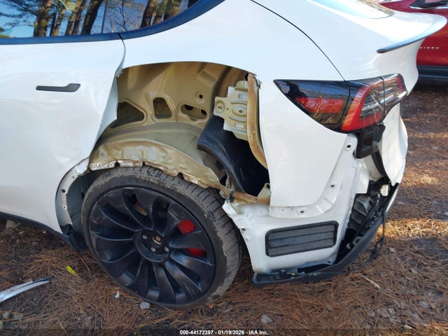 2022 TESLA MODEL Y 7SAYGDEF4NF376571 Photo 5