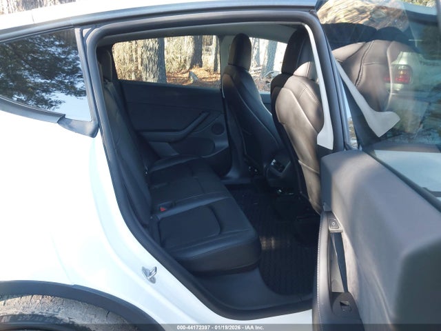 2022 TESLA MODEL Y 7SAYGDEF4NF376571 Photo 7