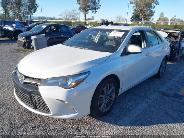 4T1BF1FK4HU366095 Toyota CAMRY SE