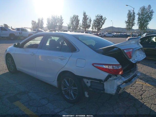 4T1BF1FK4HU366095 Toyota CAMRY SE