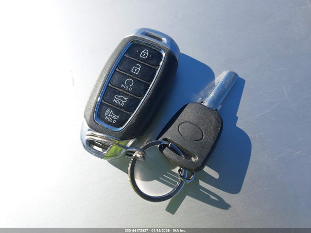 KMHLS4AG0PU464429 Hyundai ELANTRA SEL