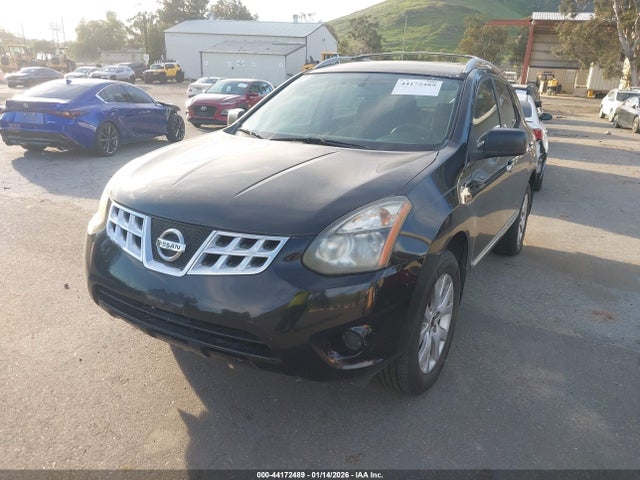 JN8AS5MT3FW152767 Nissan Rogue Select S