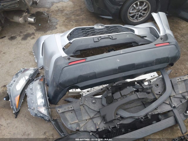 JTMH1RFV7KD506654 Toyota RAV4 LE