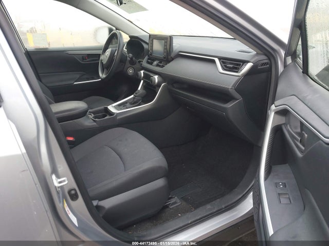 JTMH1RFV7KD506654 Toyota RAV4 LE