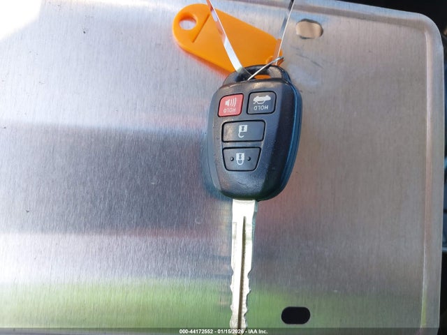 5YFBURHE8KP903488 Toyota COROLLA LE
