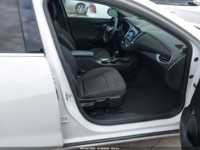 2020 CHEVROLET MALIBU 1G1ZD5ST0LF117085 Photo 4