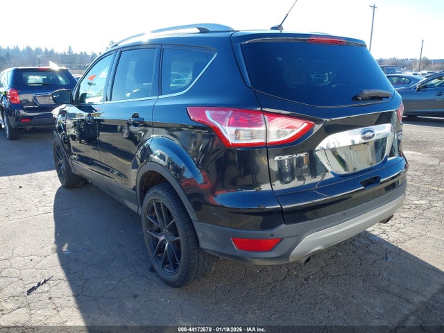 1FMCU0JX1EUB34072 Ford Escape Titanium