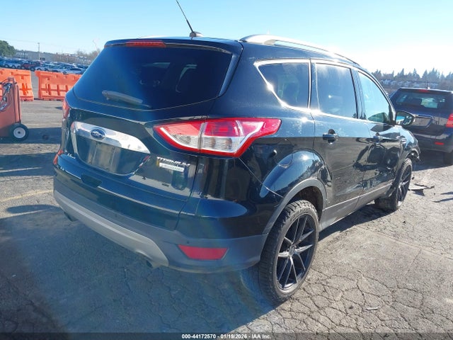 1FMCU0JX1EUB34072 Ford Escape Titanium