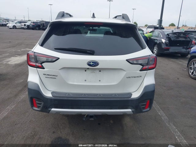 4S4BTANC8M3126387 Subaru Outback Limited