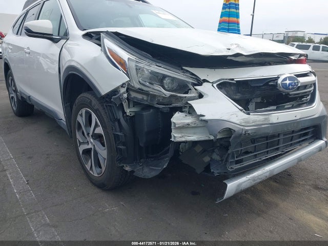 4S4BTANC8M3126387 Subaru Outback Limited
