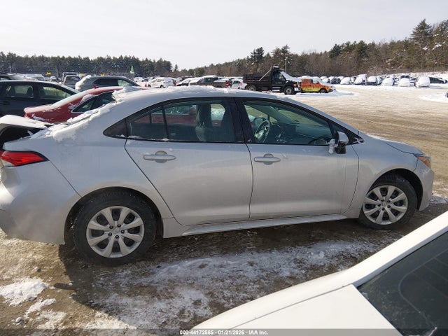 5YFB4MDE4RP115424 Toyota COROLLA LE