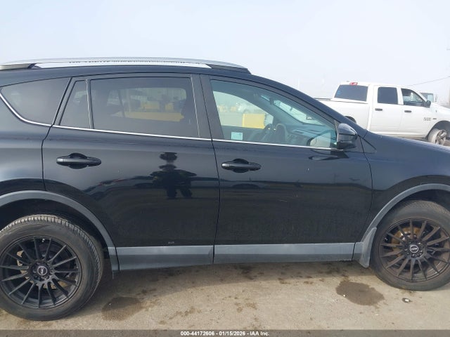 2T3BFREV3HW585549 Toyota RAV4 LE