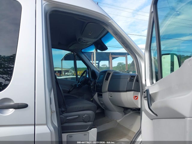 WDZPE7CD1GP218134 Mercedes-Benz Sprinter 2500 Normal Roof