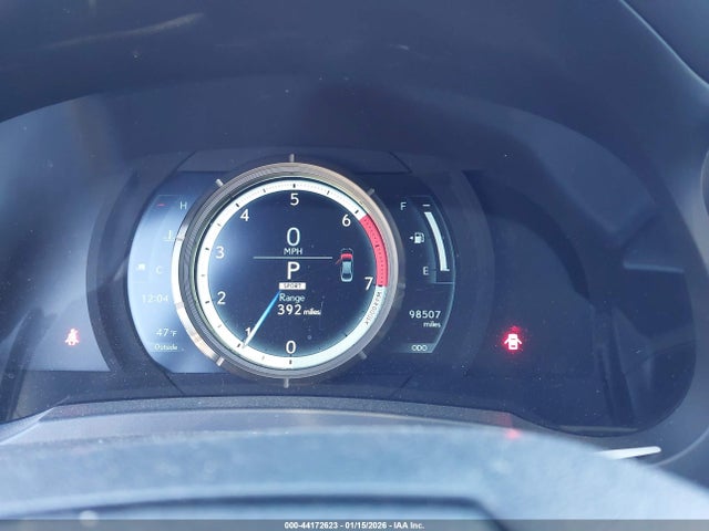 2017 LEXUS IS 200T JTHBA1D29H5040520 Photo 6