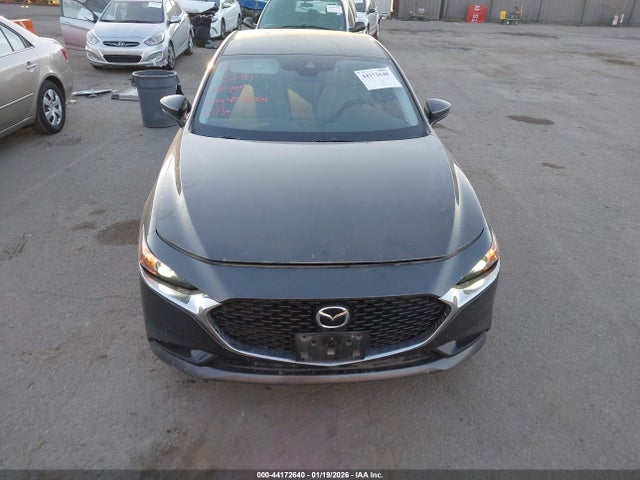 3MZBPAAL6KM112852 Mazda Mazda3 Select Package