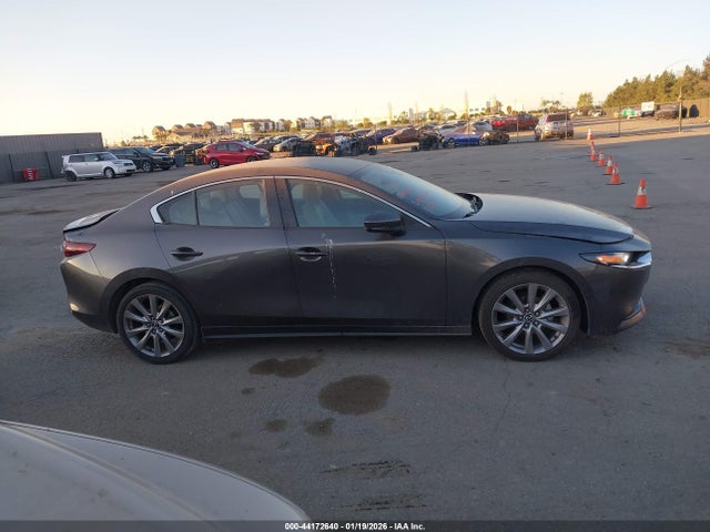 3MZBPAAL6KM112852 Mazda Mazda3 Select Package
