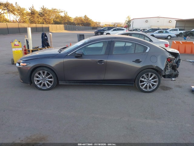 3MZBPAAL6KM112852 Mazda Mazda3 Select Package