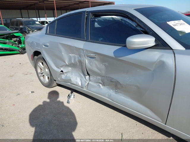 Продажа на аукционе авто 2022 Dodge Charger Sxt Rwd, vin: 2C3CDXBG9NH216425, номер лота: 44172664